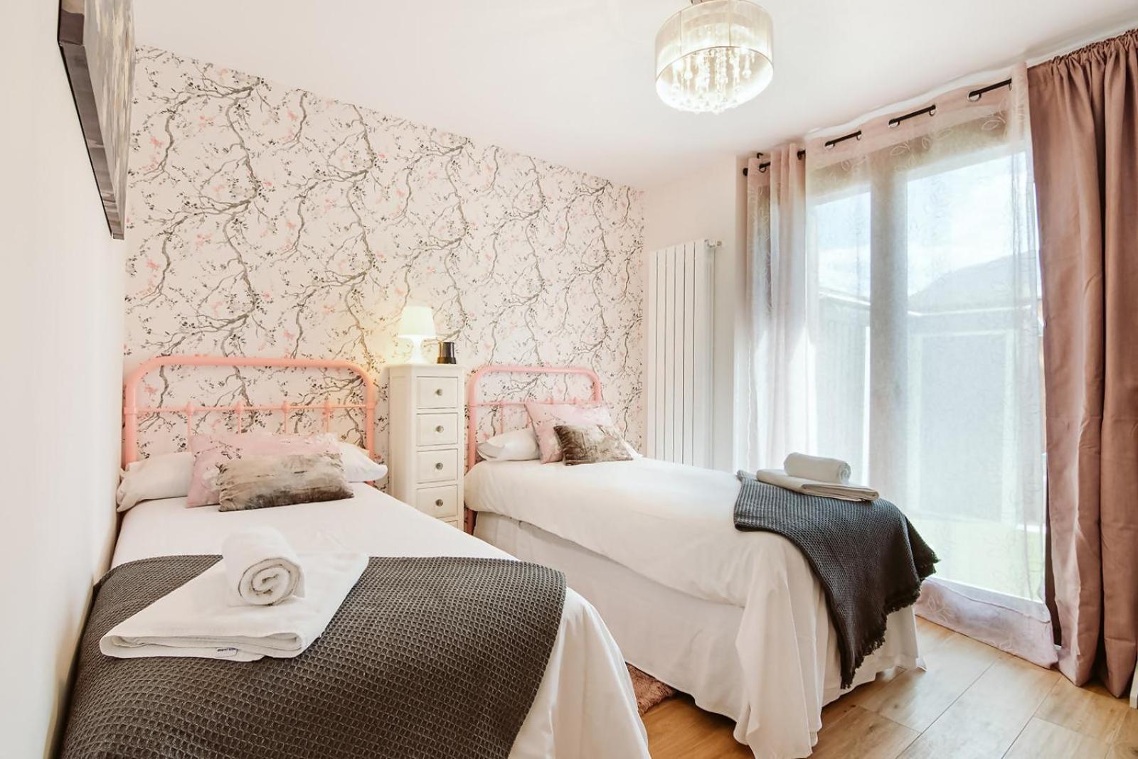 CASA ROSANA - Sallent de Gállego, 4 pax y gran terraza Kültér fotó